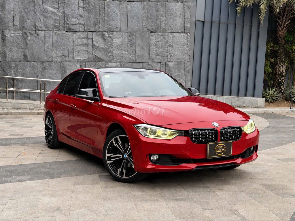 BMW 2012 - ảnh 1