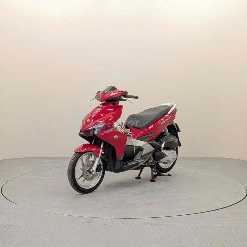 Honda Air Blade 2017 - ảnh 4