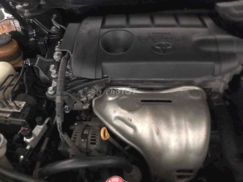 Toyota Camry 2010 - ảnh 4