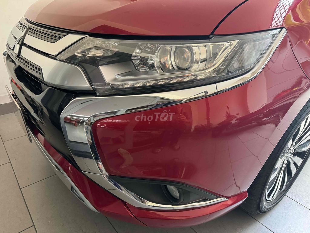 Mitsubishi Outlander 2.0 CVT 2022 - ảnh 2