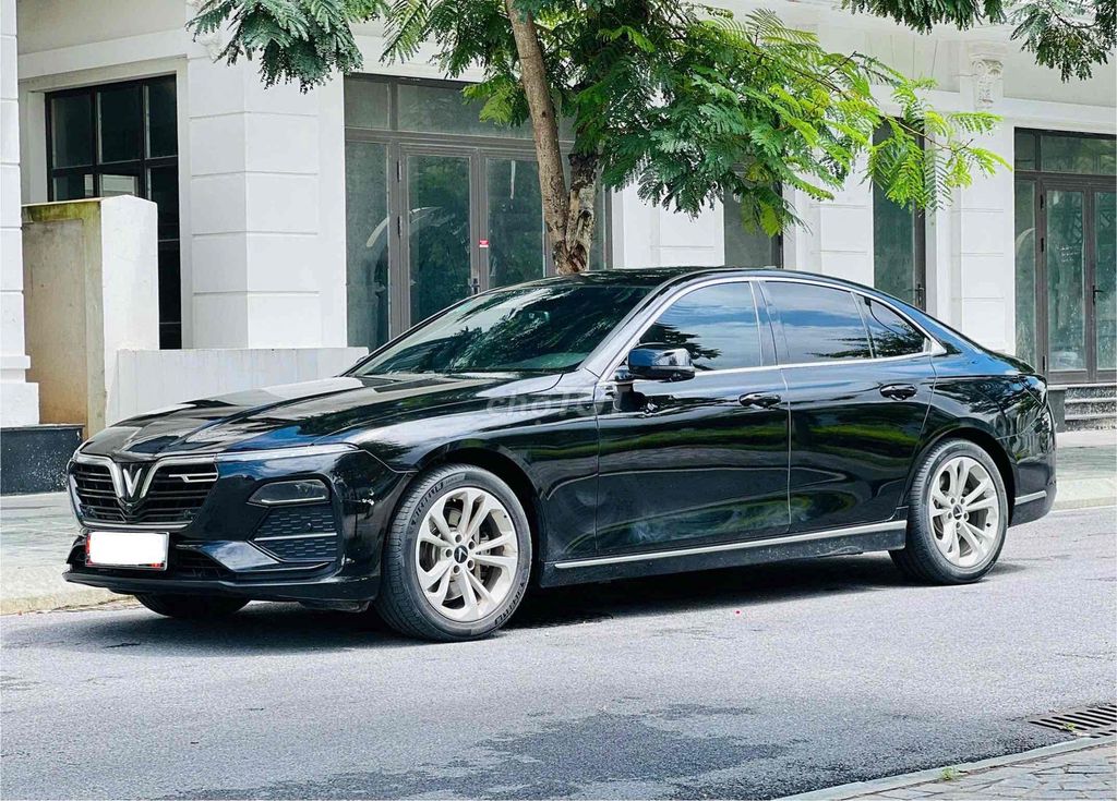 VinFast Lux A2.0 2022 - ảnh 5