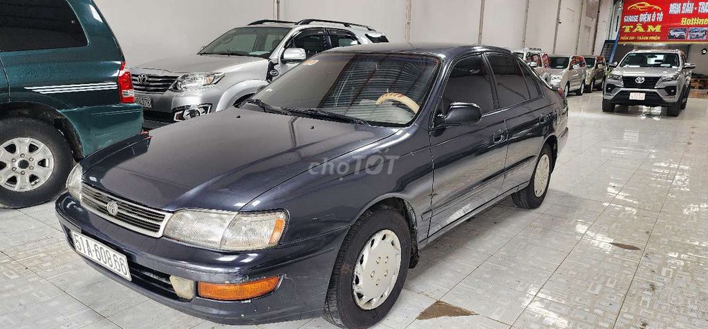 Toyota Corona 1992 - ảnh 2
