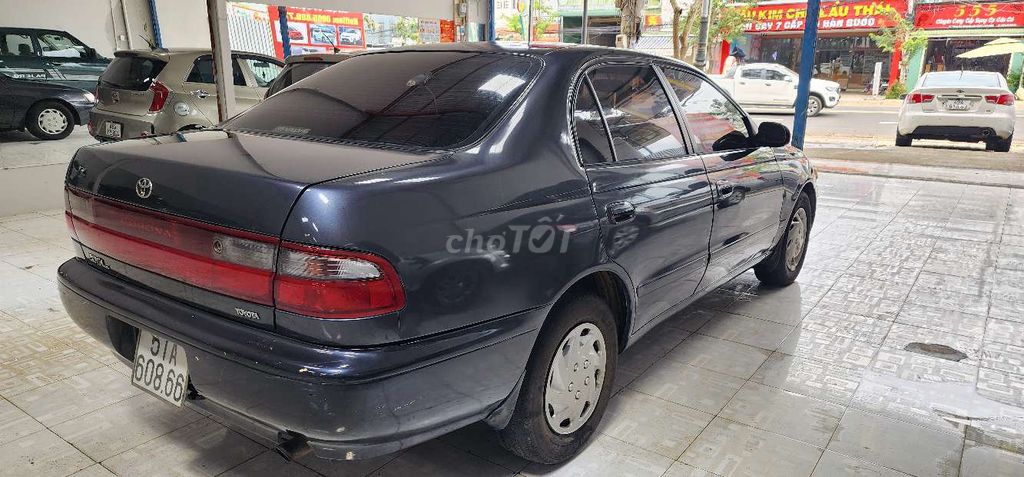 Toyota Corona 1992 - ảnh 4