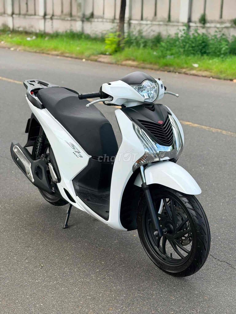Honda SH 2016 - ảnh 1