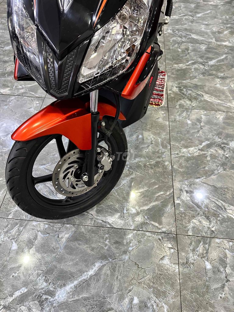 Honda Air Blade 2011 - ảnh 3
