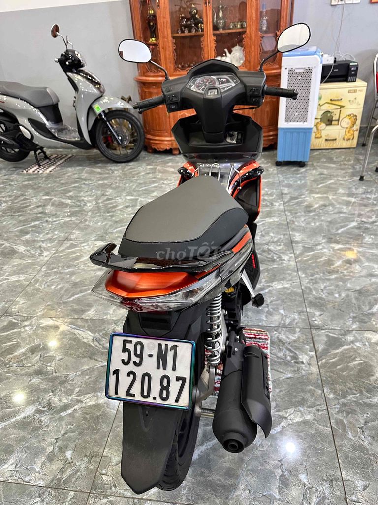 Honda Air Blade 2011 - ảnh 5