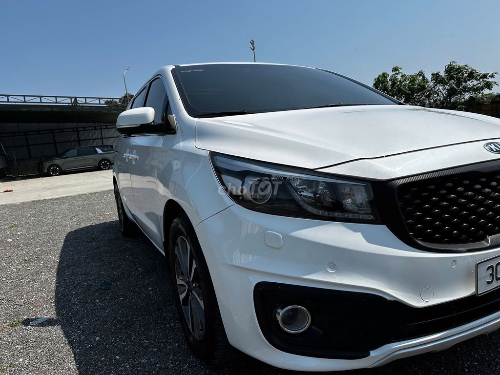 Kia Sedona 2018 - ảnh 2