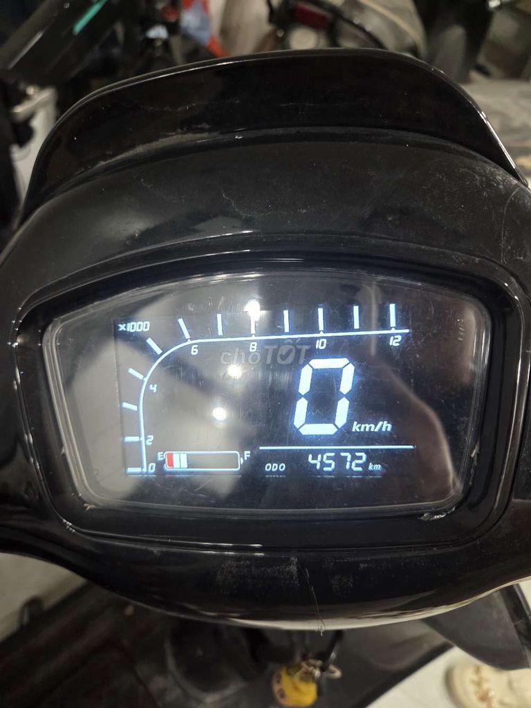 Vespa 2025 - ảnh 4