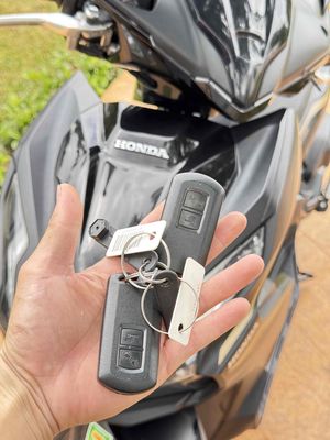 Honda Air Blade 2021 - ảnh 1