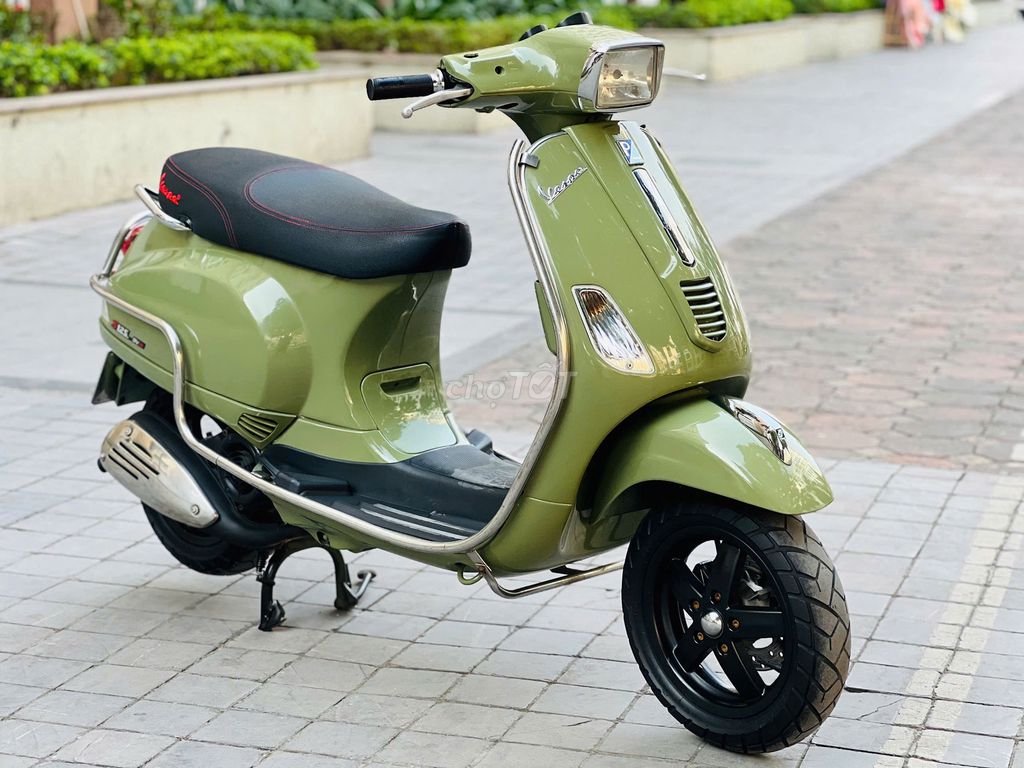 Piaggio Vespa 2018 - ảnh 1