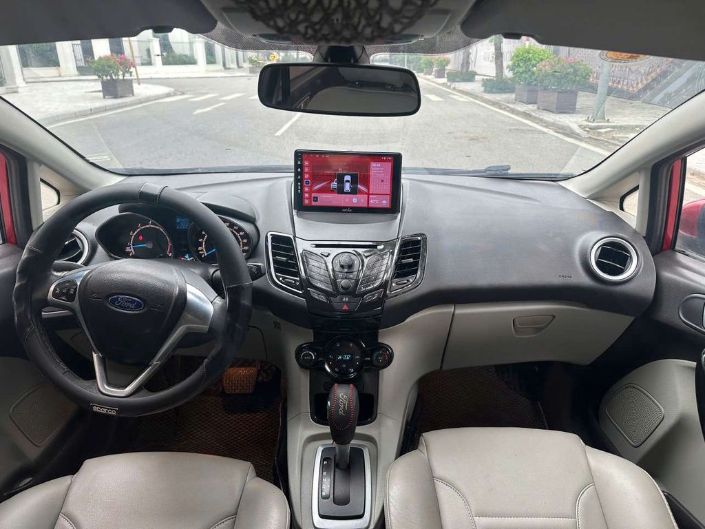 Ford Fiesta 2014 - ảnh 4