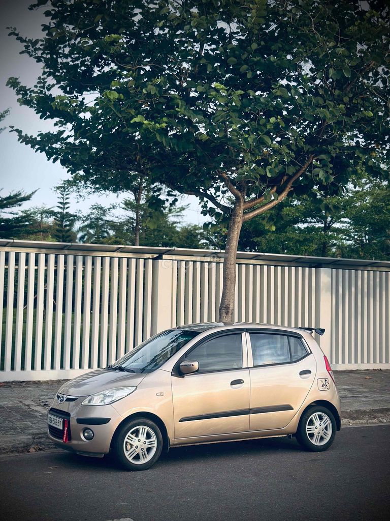 Hyundai i10 2009 - ảnh 1