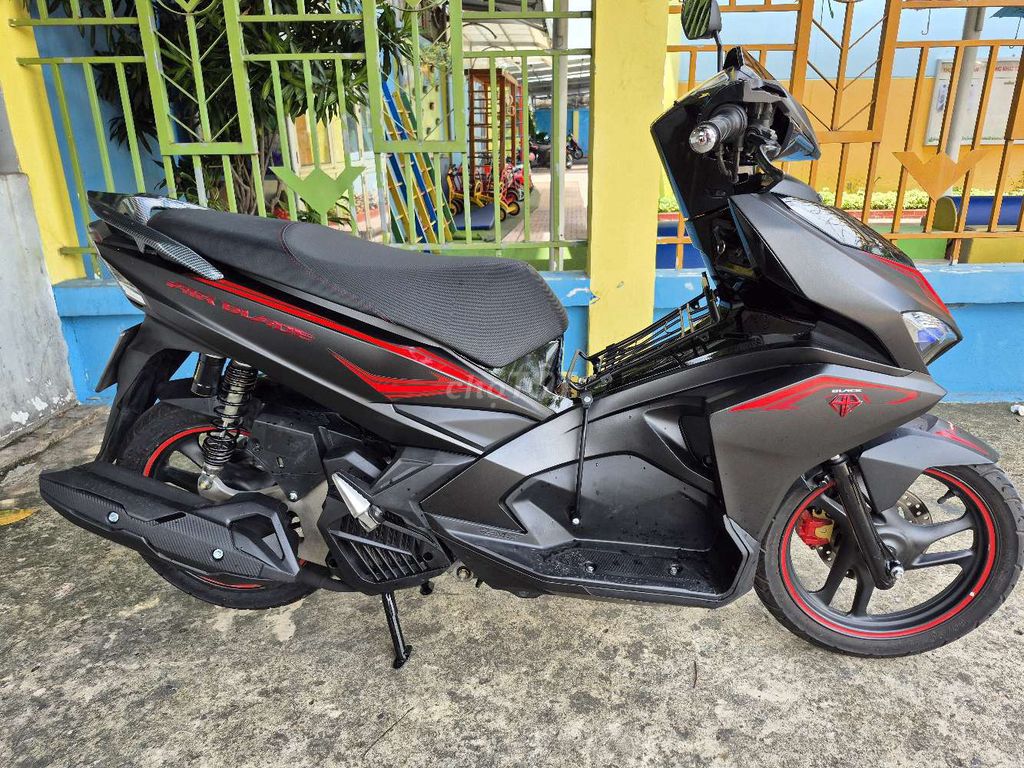 Honda Air Blade 2017 - ảnh 3