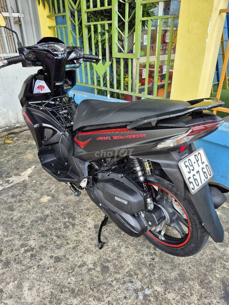 Honda Air Blade 2017 - ảnh 4
