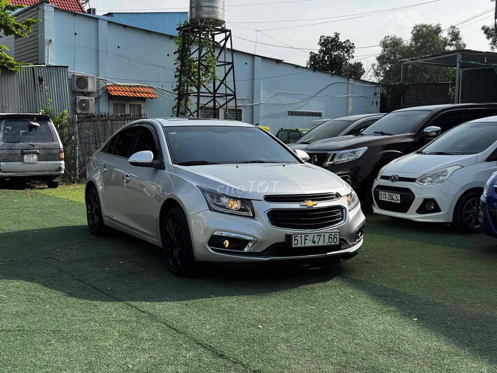 Chevrolet Cruze 2017 - ảnh 1