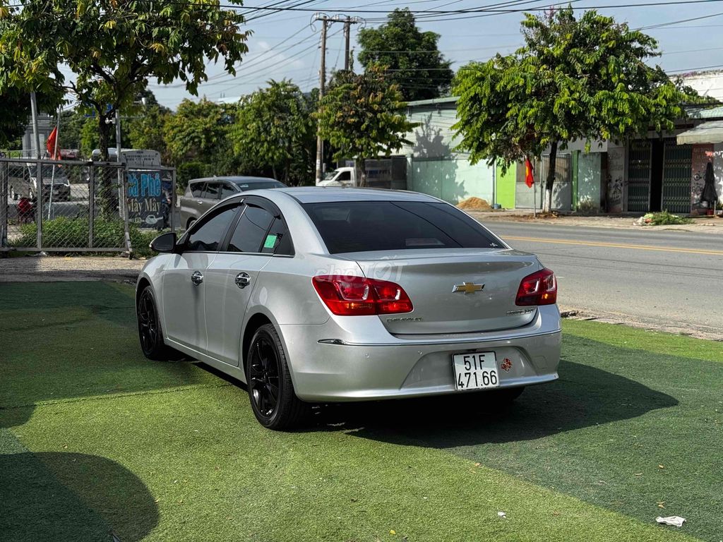 Chevrolet Cruze 2017 - ảnh 3