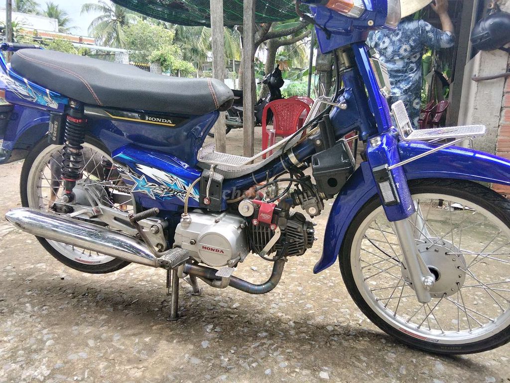 Honda Dream 1999 - ảnh 2