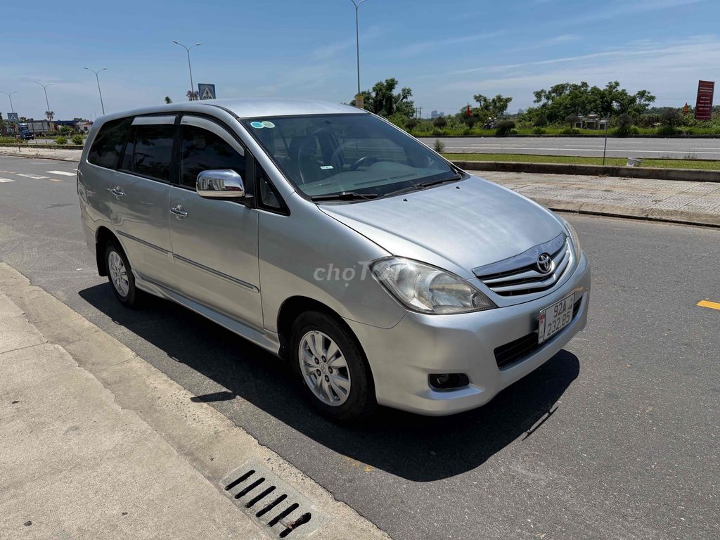 Toyota Innova G 2009 - ảnh 2