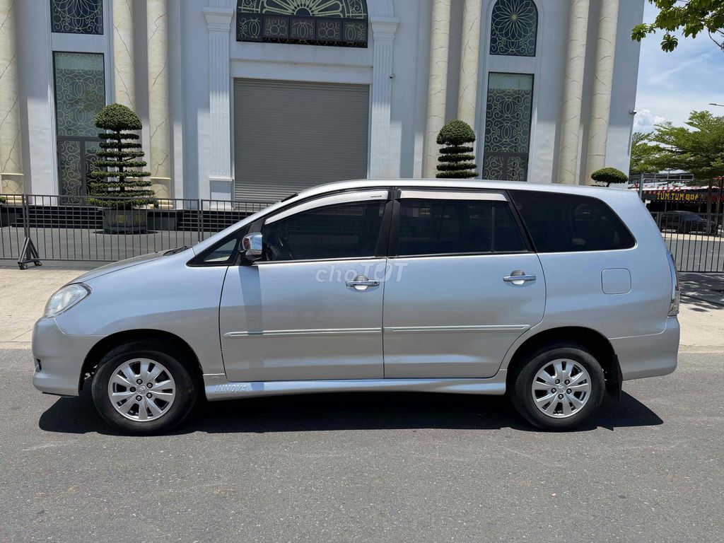 Toyota Innova G 2009 - ảnh 3