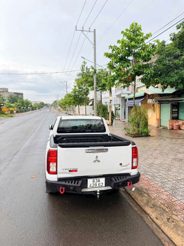 Mitsubishi Triton 2024 - ảnh 1