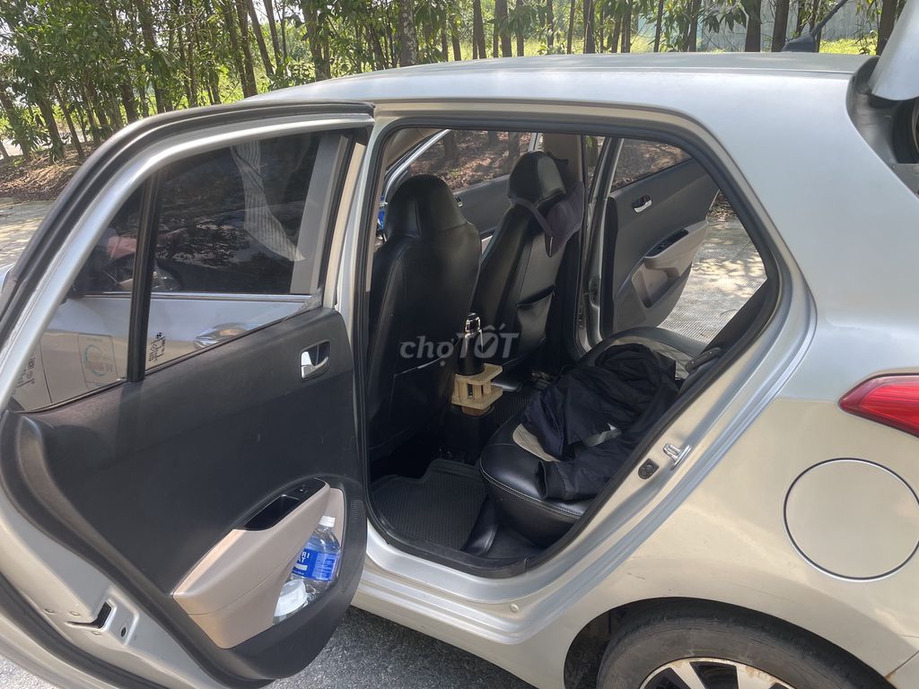 Hyundai Grand i10 2015 - ảnh 1