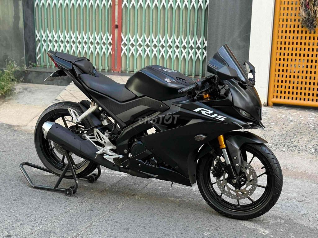 Yamaha R 2018 - ảnh 1