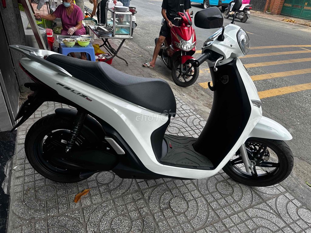 VinFast Feliz 2025 - ảnh 1