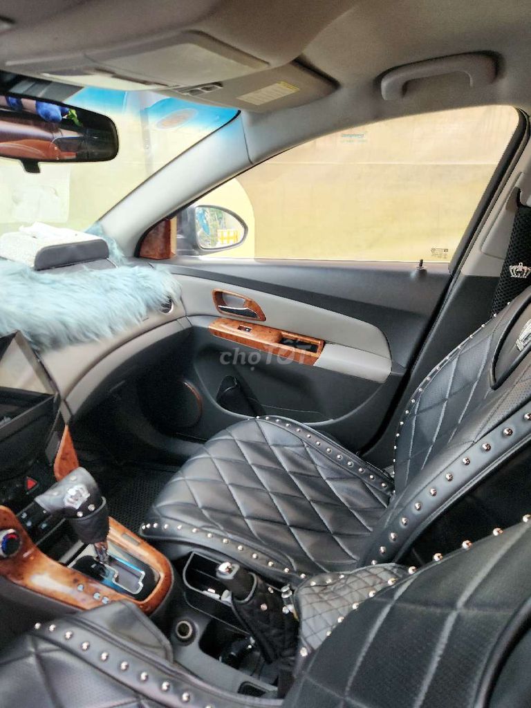 Chevrolet Cruze 2011 - ảnh 5