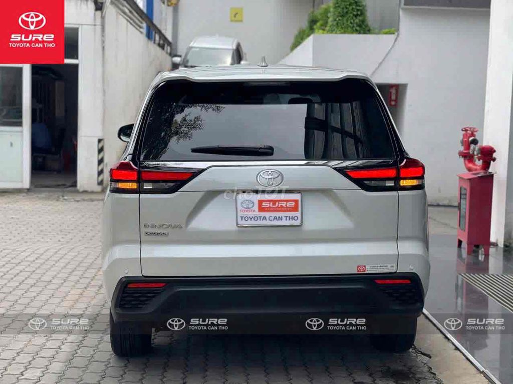 Toyota Innova Cross 2024 - ảnh 4