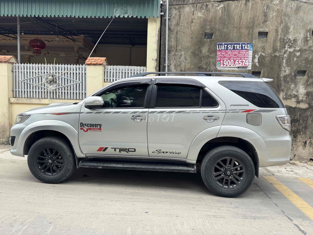 Toyota Fortuner 2013 - ảnh 4