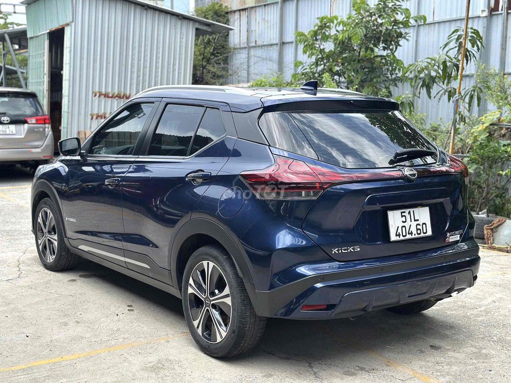Nissan 2023 - ảnh 2