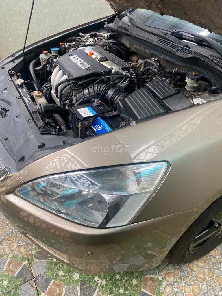 Honda Accord 2005 - ảnh 1