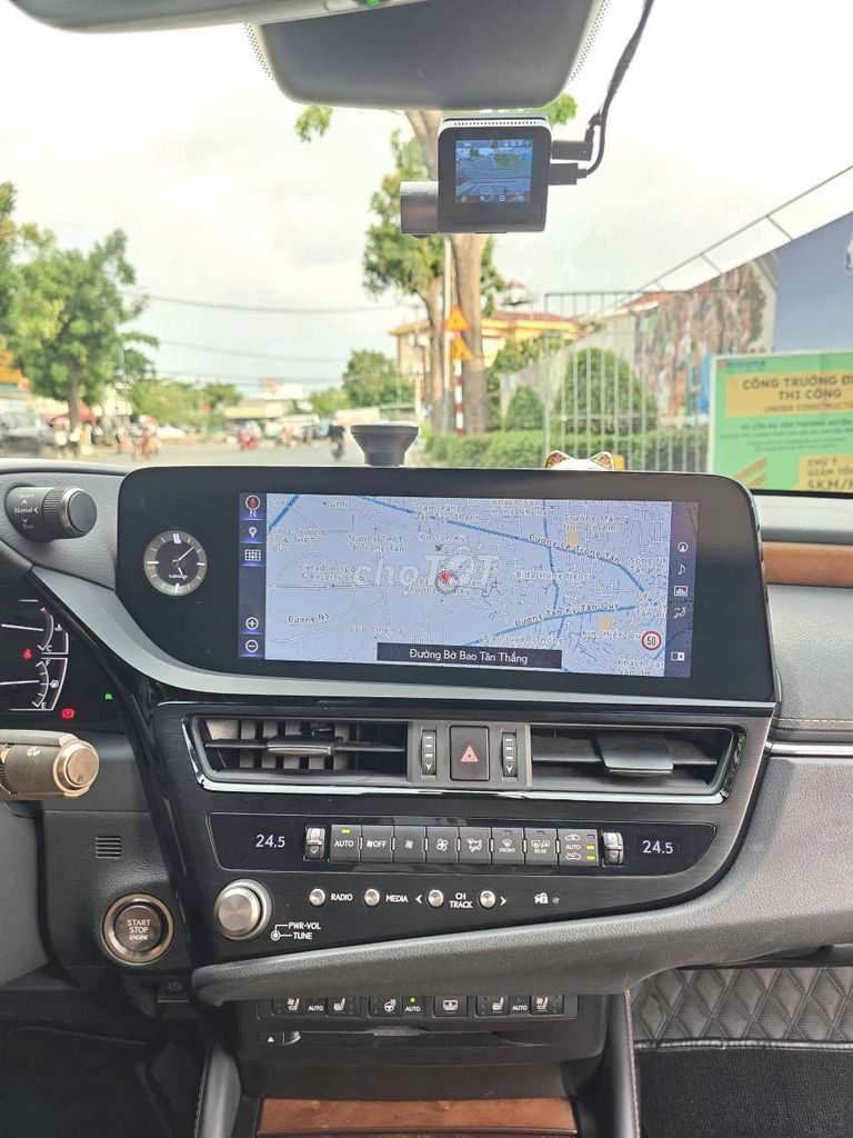 Lexus ES 250 2022 - ảnh 4