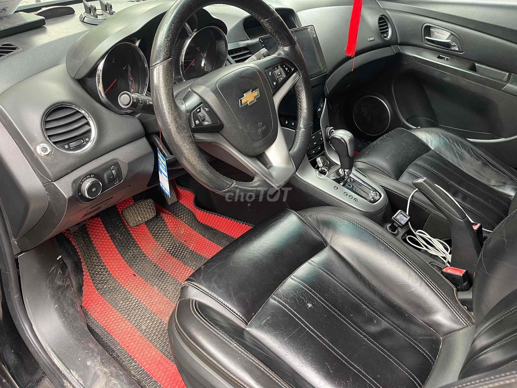Chevrolet Cruze 2011 - ảnh 3