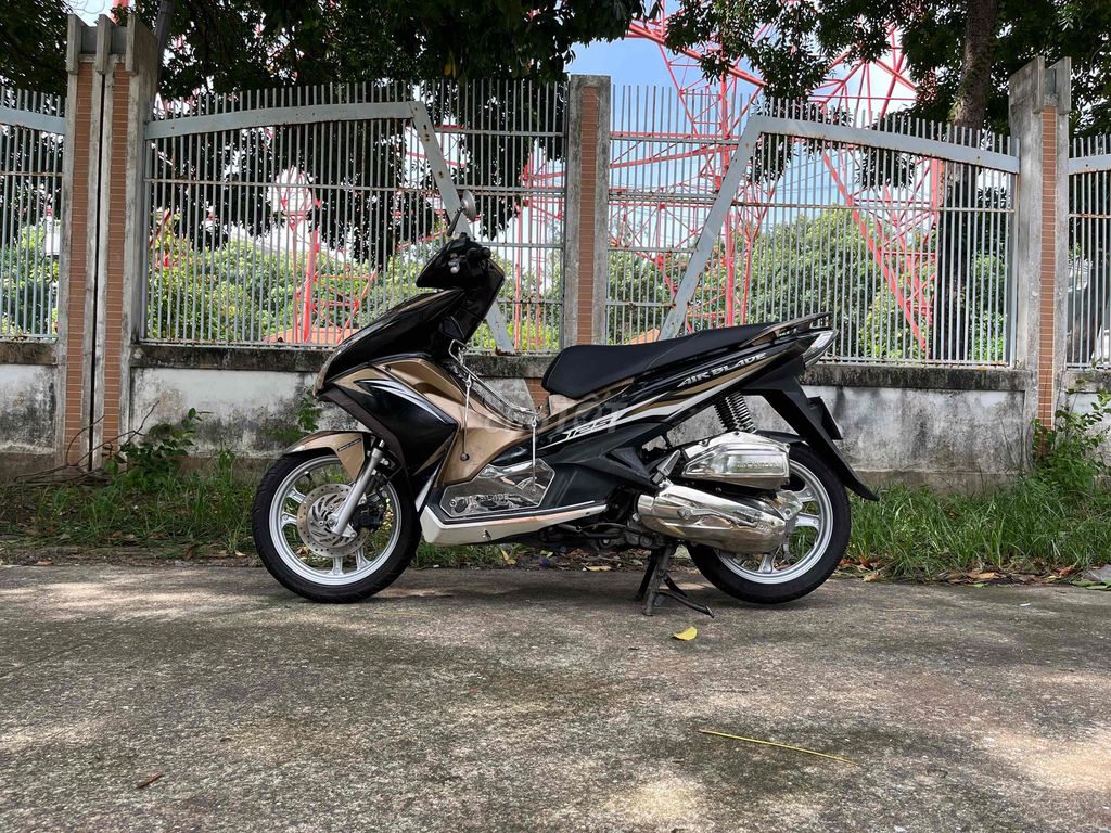Honda Air Blade 2013 - ảnh 5