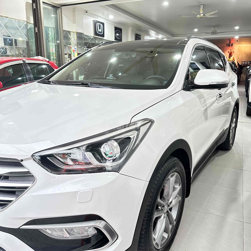 Hyundai Santa Fe 2017 - ảnh 2