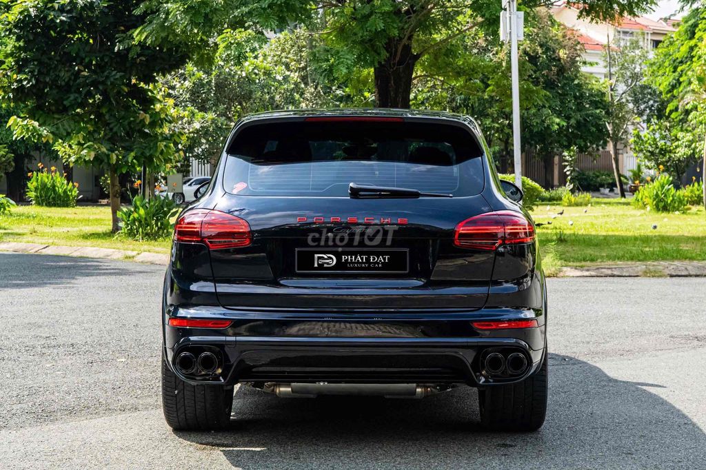 Porsche Cayenne 2016 - ảnh 4