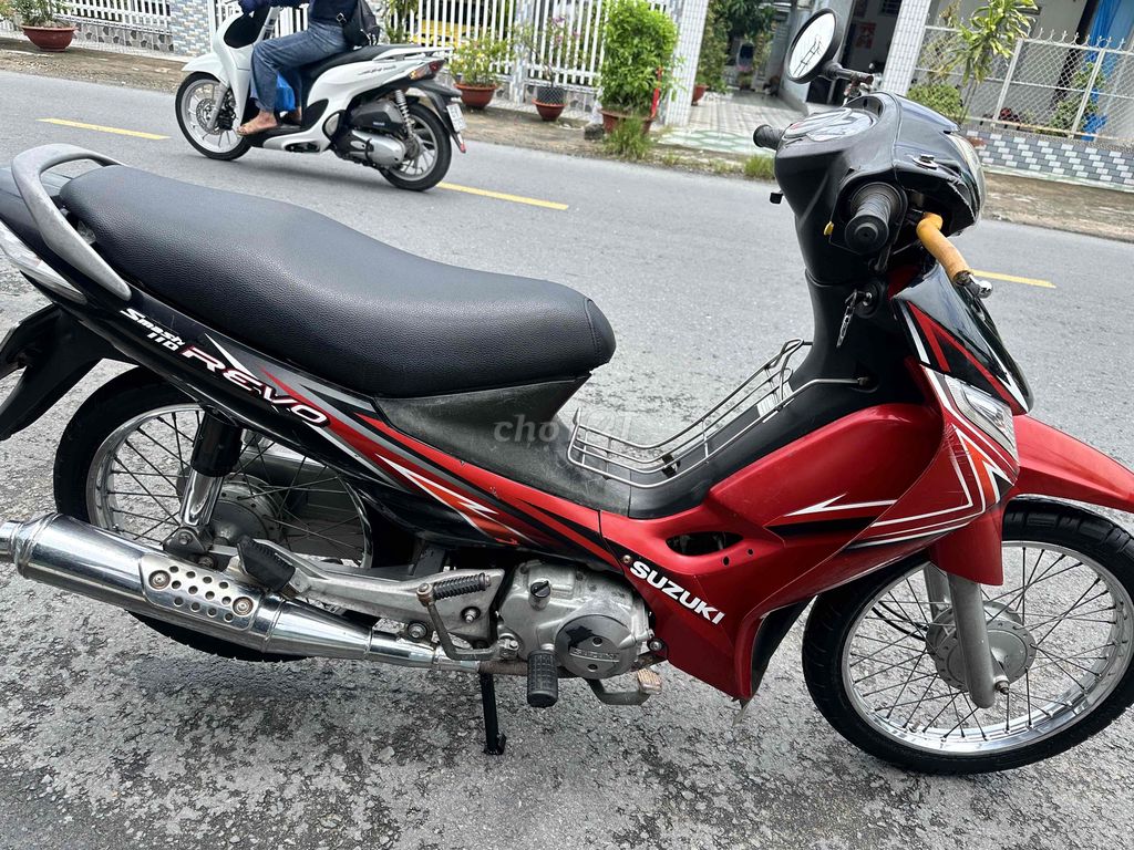 Suzuki 2011 - ảnh 3