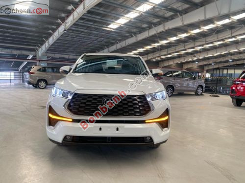 Toyota Innova Cross HEV 2.0 CVT 2026 - ảnh 1