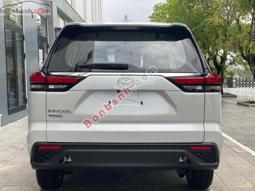 Toyota Innova Cross 2.0V CVT 2026 - ảnh 5