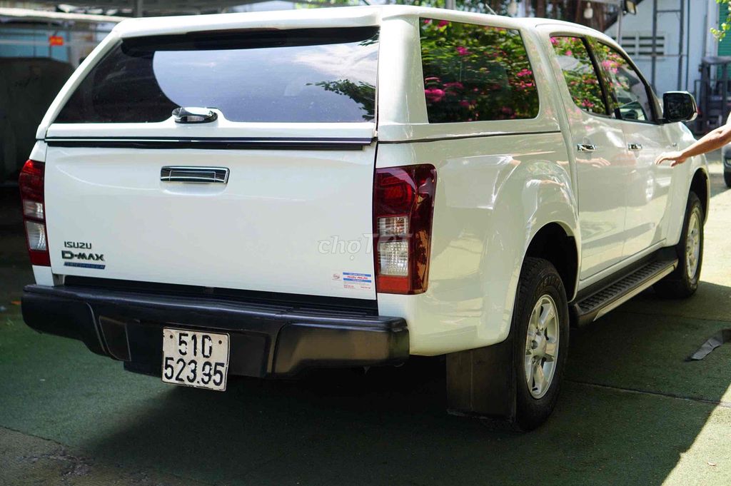 Isuzu 2019 - ảnh 3