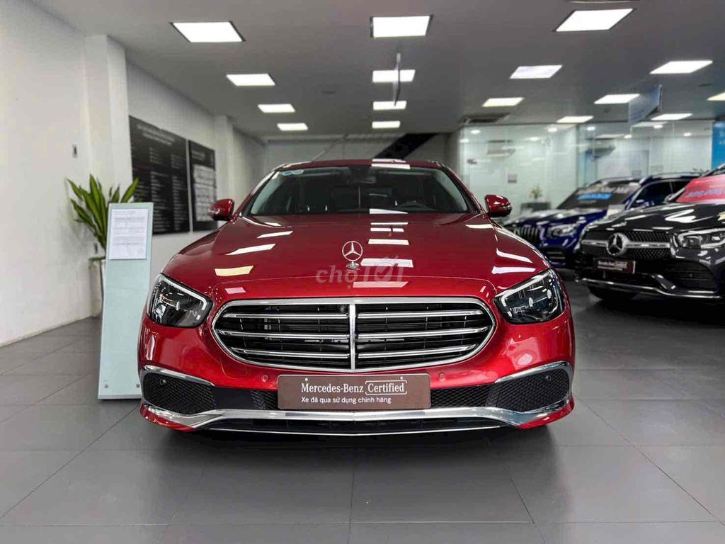 Mercedes-Benz - ảnh 1