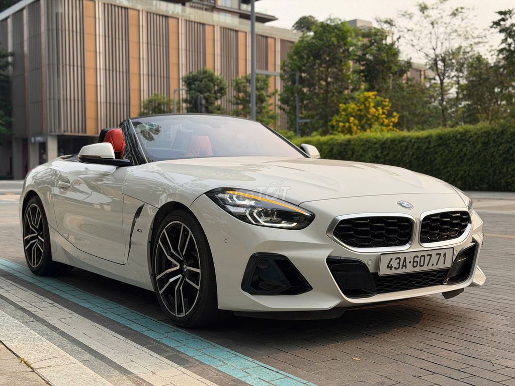 BMW Z4 2023 - ảnh 1