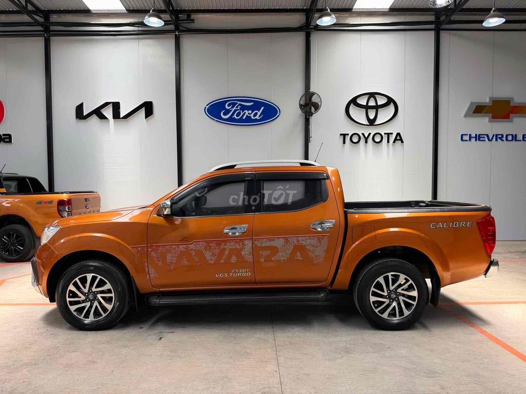 Nissan Navara 2020 - ảnh 4