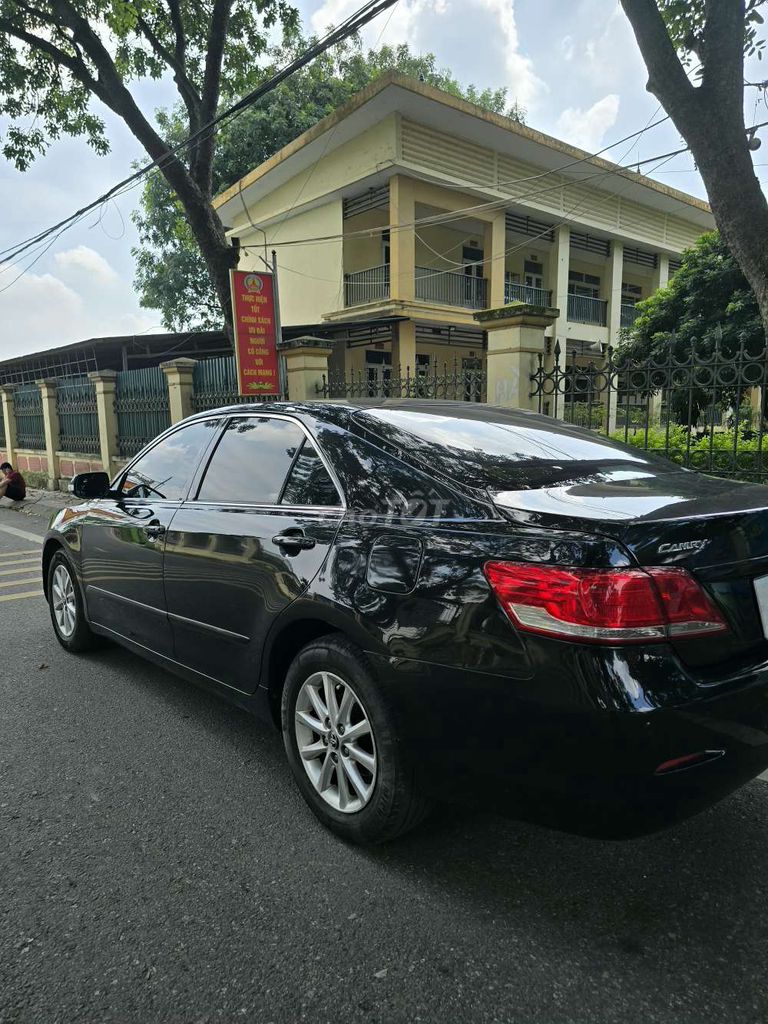 Toyota Camry 2.4G 2010 - ảnh 1