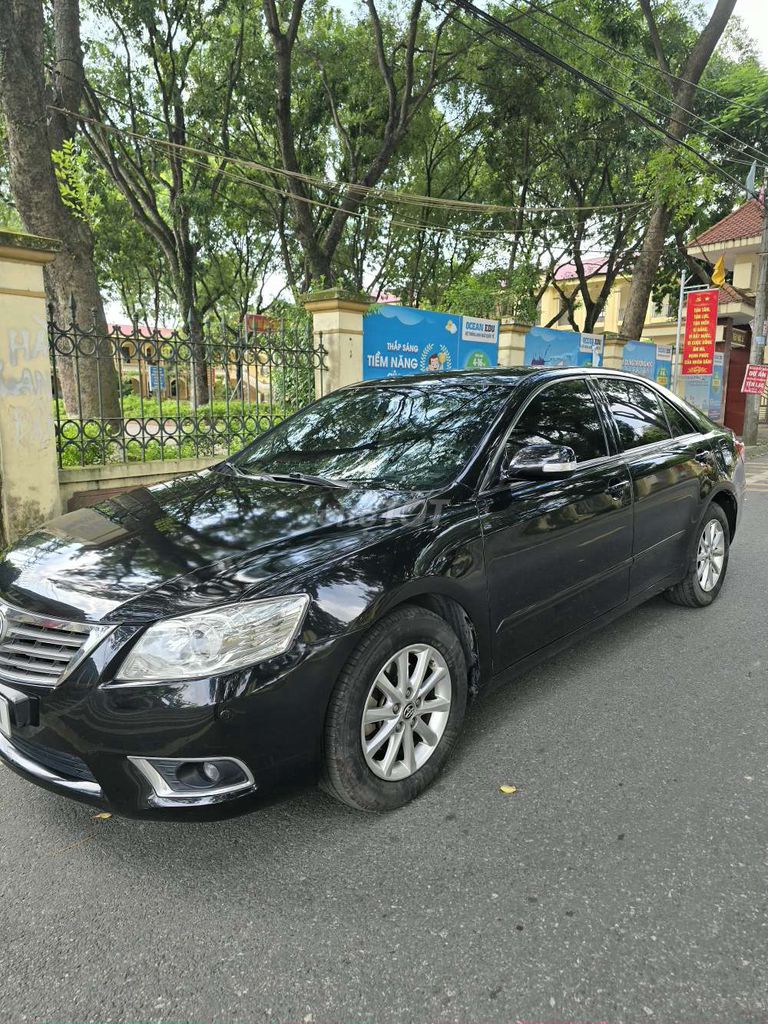 Toyota Camry 2.4G 2010 - ảnh 2