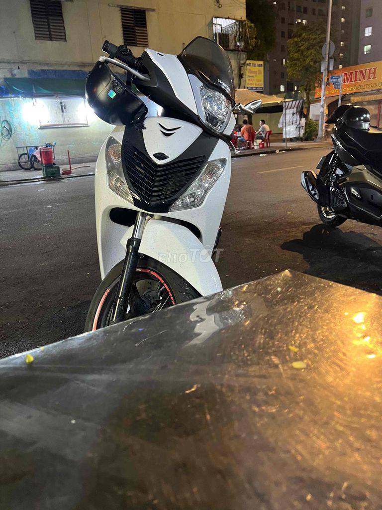 Honda SH 2017 - ảnh 2