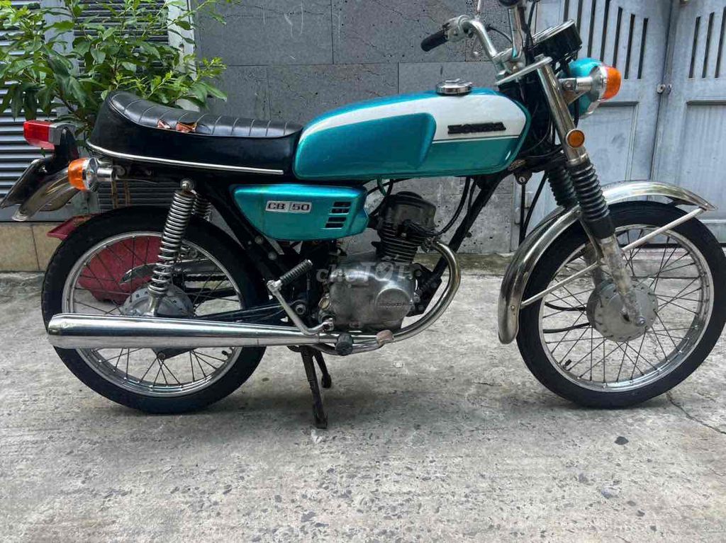 Honda CB 1980 - ảnh 1