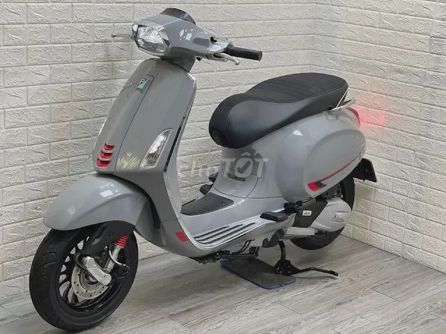 Piaggio Vespa 2022 - ảnh 1