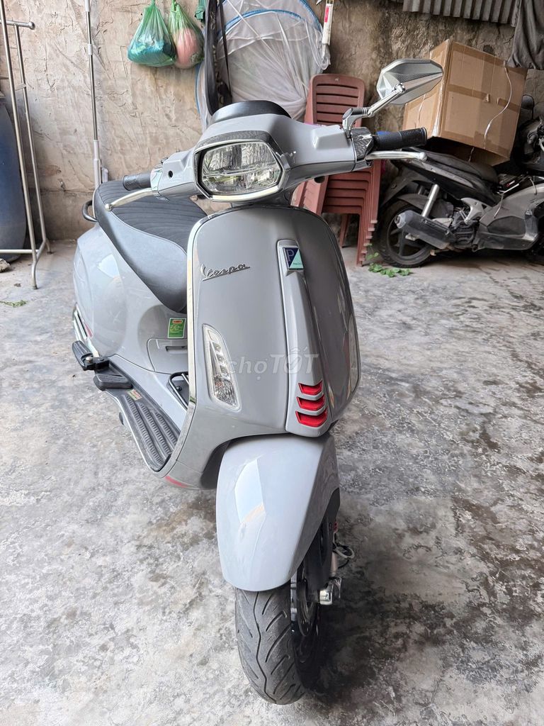 Piaggio Vespa 2022 - ảnh 2